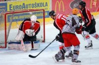 Hála chytá strelu Rožníka