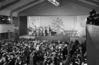 Na archívnej snímke z 13. decembra 1959 Ples družby v Bratislave.FOTO TASR - Erik Stražan