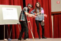 Vlasáči | Bežali okolo sveta, zastavil ich oceán (mysteriózny thriler)