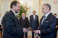 Na snímke vľavo profesor v odbore pravoslávna teológia Alexander Cap