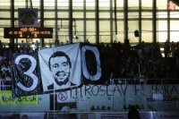 Na snímke choreografia fanúšikov  počas exhibičného zápasu - spomienka na Miroslava Hlinku HC ´05 iClinic Banská Bystrica - Výber hviezd 31. júla 2015 na zimnom štadióne v Banskej Bystrici.