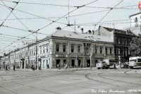 Tak vyzeral kedysi roh Hlavnej a Štúrovej ulice. Rok 1978