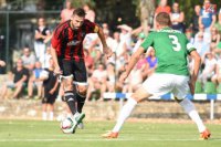 Na snímke vľavo hráč Trnavy José Garcia Casado a hráč Skalice Roman Konečný