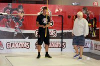 Tréner Martin Baran vysvetľuje fungovanie skatemillu