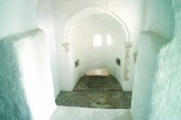 14.10.1999 - V týchto dňoch sa končí obnova kostolíka svätého Michala Archanjela v Nitre - Dražovciach, ktorý je národnou kultúrnou pamiatkou. Bol postavený v románskom slohu na začiatku 12. storočia. Rekonštrukcia začala v roku 1992