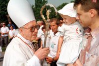 S prosbami k Bohu obrátil sa 5. júla 1999 Nitriansky sídelný biskup kardinál Ján Chryzostom Korec počas pontifikálnej svätej omše venovanej sviatku svätých  Cyrila a Metoda na Kalvárii v Nitre.