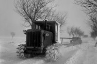 Archívna snímka z 20. decembra 1967. Takto to v daný deň vyzeralo na štátnej ceste Trnava-Bratislava