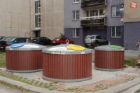 Polopodzemné kontajnery v Turzovke.