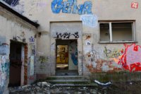 Budova bývalého Športového Gymnázia je dnes minulosťou.