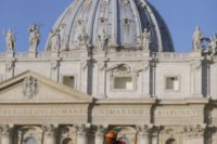 Inštalácia vianočného stromu vo Vatikáne 2017