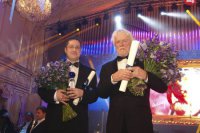 Člen OZ Bratislavské rožky Arpád Korpás a J. Lehotský