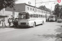 70-te roky - Dvojnápravové mestské autobusy Škoda ŠM 11 využíval dopravný podnik v rokoch 1968 až 1981.