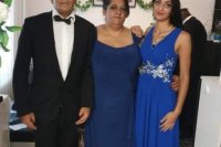 Po 43 rokoch našiel sestru Natašu (na fotke vľavo).