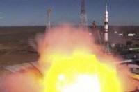 Na snímke štart kozmickej lode  Sojuz MS-19.