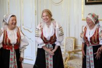 Prezidentka v kroji.