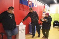 Volilo sa aj na Luníku IX. Záujem bol vysoký.