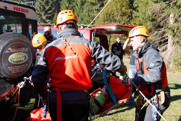Ilustračný obrázok k článku Nočná akcia pod Gerlachom: Záchranári pomáhali českému horolezcovi
