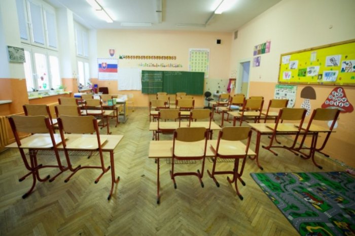 Ilustračný obrázok k článku Učitelia idú do ostrého štrajku: Školy budú opäť zatvorené