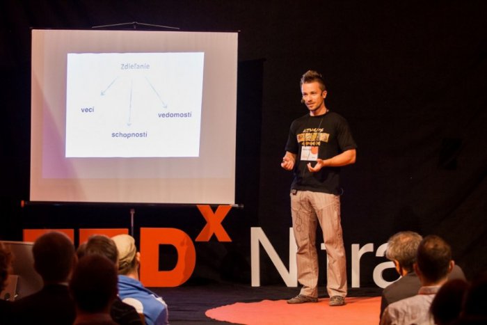 Ilustračný obrázok k článku ROZHOVOR: Marián Repáň z TEDxNitra – požičaj a požičajú ti