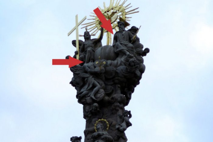 Ilustračný obrázok k článku Kuriozita na vzácnom stĺpe: Božia ruka odrazila hlavu Archanielovi Gabrielovi!