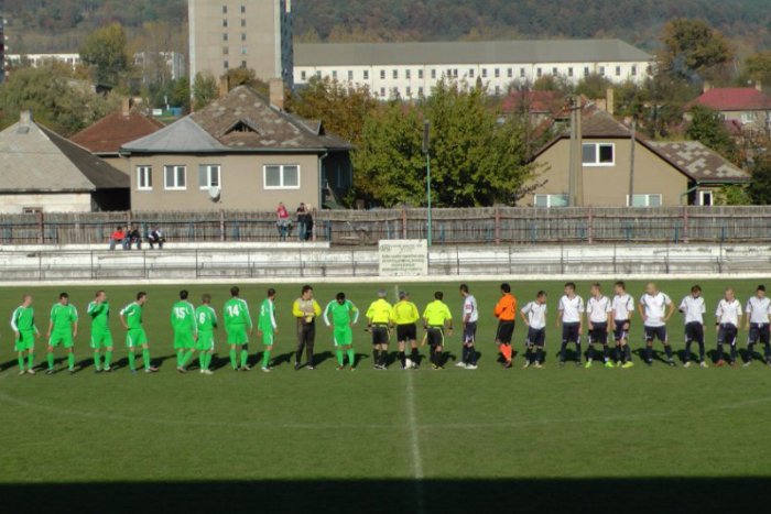Ilustračný obrázok k článku Futbal v Jelšave: Potýčky na ihrisku, vystupňované emócie