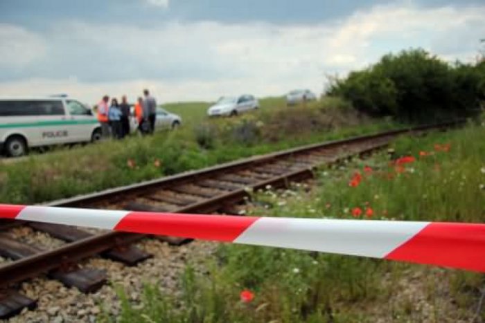 Ilustračný obrázok k článku Tragédia na železničnej trati: Ženu zrazil vlak, neprežila devastačné zranenia
