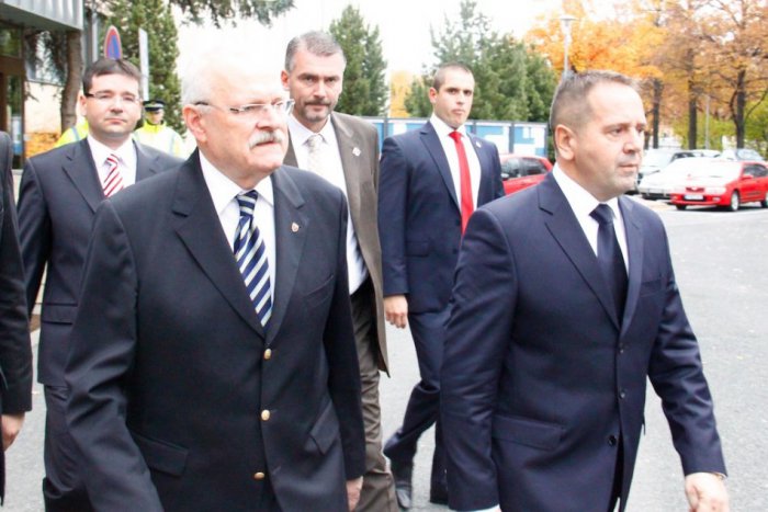 Ilustračný obrázok k článku Prezident Gašparovič v Poprade. Návštevu sprevádzal incident
