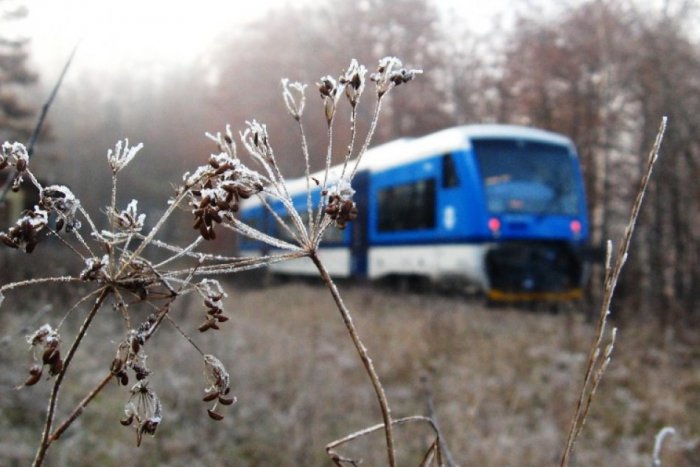 Ilustračný obrázok k článku Kolaps na železnici: Vlaky kvôli námraze meškajú celý deň