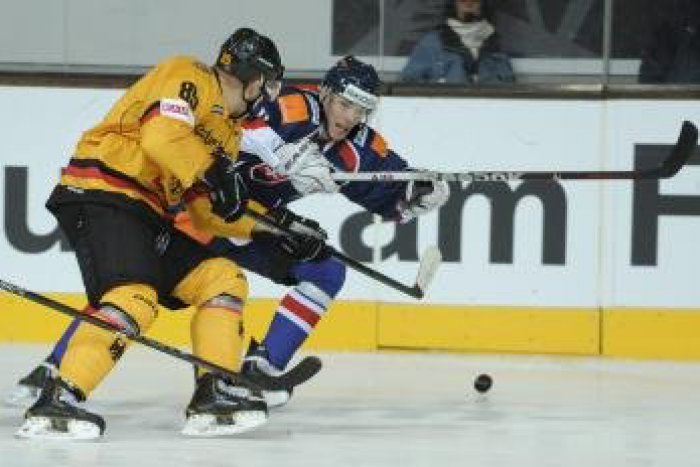 Ilustračný obrázok k článku Hokejisti už naostro: Poznáme dátumy zápasov základnej časti!