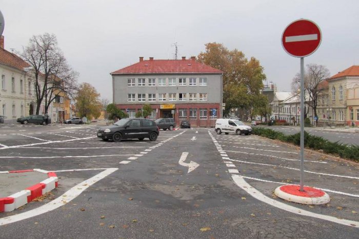 Ilustračný obrázok k článku Za parkovanie budúci rok zaplatíme