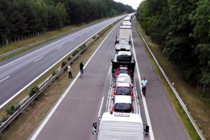 Ilustračný obrázok k článku Na diaľnici sa začali opravy: Premávka bude obmedzená
