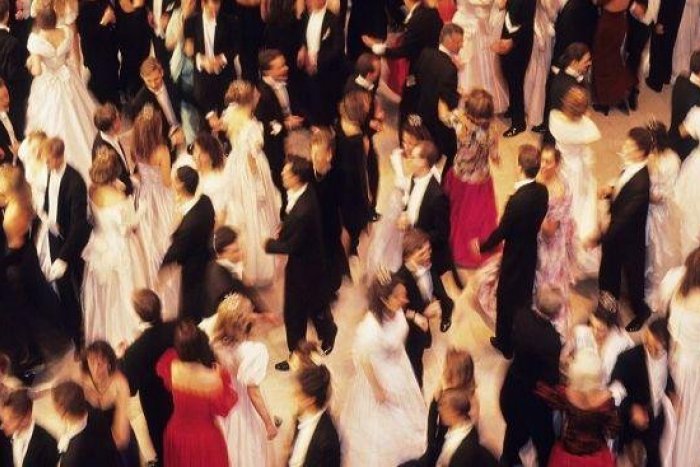 Ilustračný obrázok k článku Prvé INFO o očakávanom plese: Bál Žiarčanov pripadol na piatok trinásteho