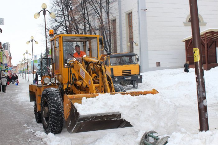 Ilustračný obrázok k článku Boj mesta so snehom? Bystrica čelí najhoršej zime za posledných 18 rokov