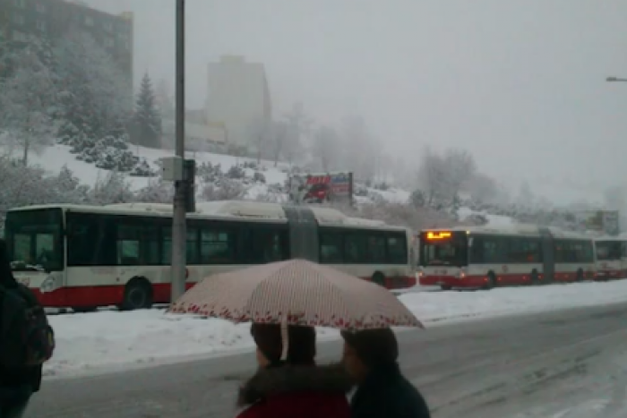 Ilustračný obrázok k článku Takto vyzeral kolaps dopravy v Banskej Bystrici: 20 autobusov sa ani len nepohlo!