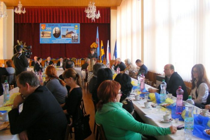 Ilustračný obrázok k článku Samuela Tomášika si pripomenuli vedeckou konferenciou v jeho pôsobisku