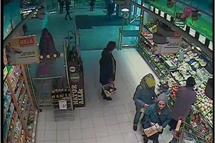 Ilustračný obrázok k článku Okradnutá babka v supermarkete. Z krádeže 18 900 € obvinili len 14-ročné dievča!