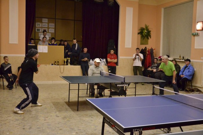 Ilustračný obrázok k článku Ping-pongové zápolenie v kulturáku: Víťaz Lukáš (26) sa o turnaji dozvedel len náhodou