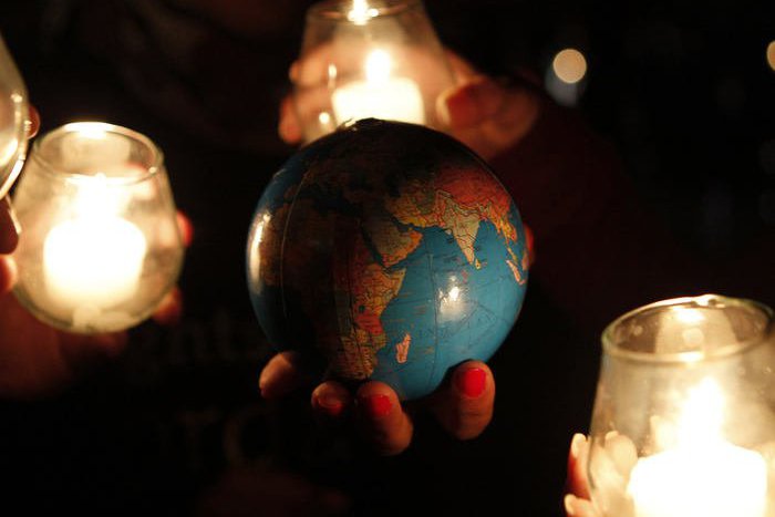 Ilustračný obrázok k článku Zhasínanie lámp v našich mestách: Poprad sa zapojí do Hodiny Zeme aj tento rok
