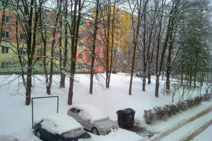 Ilustračný obrázok k článku Bystrica 1 deň pred štartom jari? Napadlo až 30 cm snehu