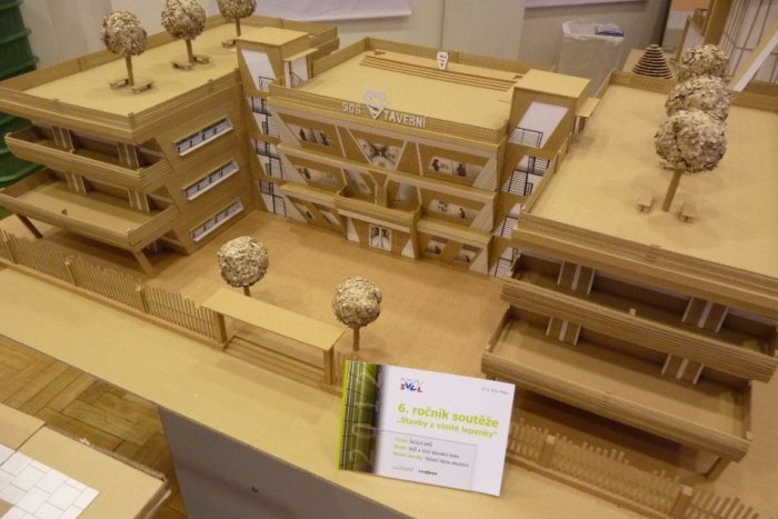 Ilustračný obrázok k článku Nitrianski študenti zabojujú o 1200 eur: Postavia most z vlnitej lepenky