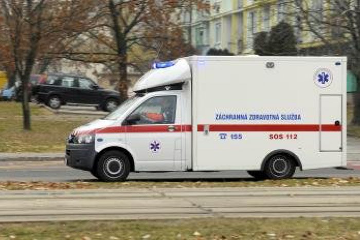 Ilustračný obrázok k článku Šetrenie v zdravotníctve: Kremničania sú cez týždeň bez lekára rýchlej zdravotnej pomoci