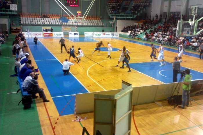 Ilustračný obrázok k článku Basketbalové štvrťfinále začalo: Nitra si doma poradila s basketbalistami Svitu