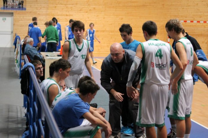 Ilustračný obrázok k článku Nepríjemné škrty v Rožňave: Na ZŠ sa zrušili 2 strediská, čo bude s deťmi?