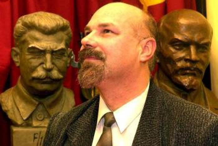 Ilustračný obrázok k článku Michalovce hľadajú dvojníkov: Podobáte sa na známu osobnosť? Prihláste sa!