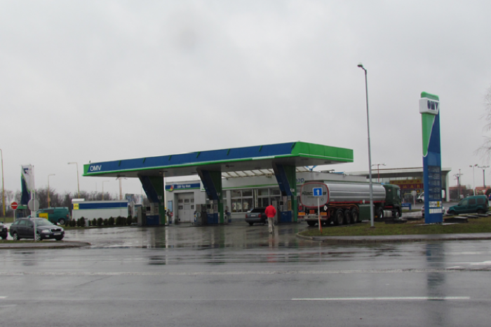 Ilustračný obrázok k článku Ceny benzínu a nafty na jednotlivých čerpačkách v meste: Za koľko tankujeme v Zámkoch?