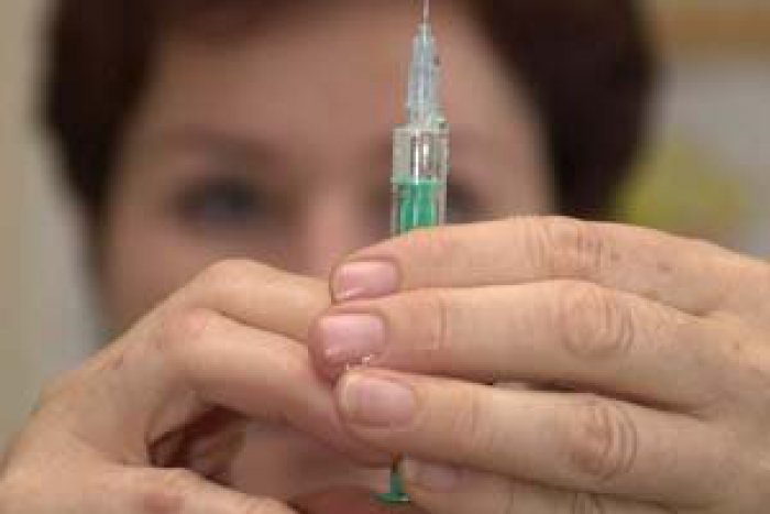 Ilustračný obrázok k článku Počet chorých na chrípku je menej, stále to však nie je koniec