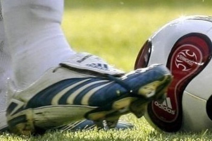 Ilustračný obrázok k článku Slovenský futbalový zväz rozdáva lopty: Dostala ich aj mikulášska mládež
