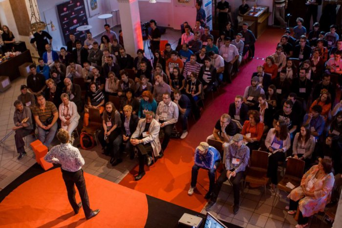 Ilustračný obrázok k článku Konferencia TEDxYouth prichádza na Slovensko: Inšpiruje študentov stredných škôl