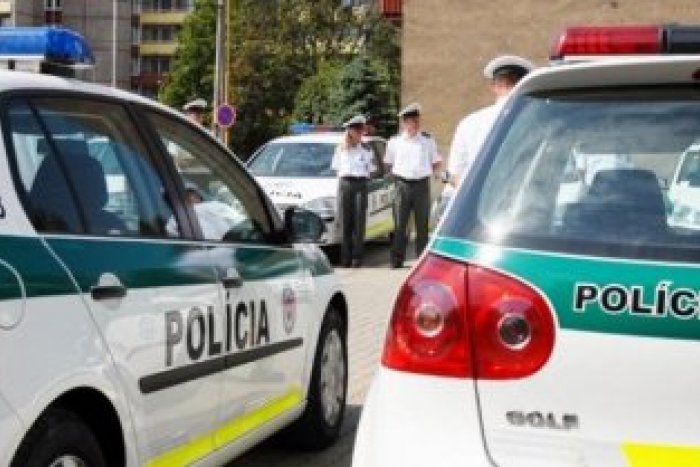 Ilustračný obrázok k článku V obci Záhor našli zavraždeného muža: Policajti obvinili manželku!