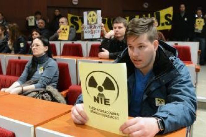 Ilustračný obrázok k článku Emotívne zasadnutie: Košickí poslanci odmietli ťažbu uránu v lokalite Jahodná